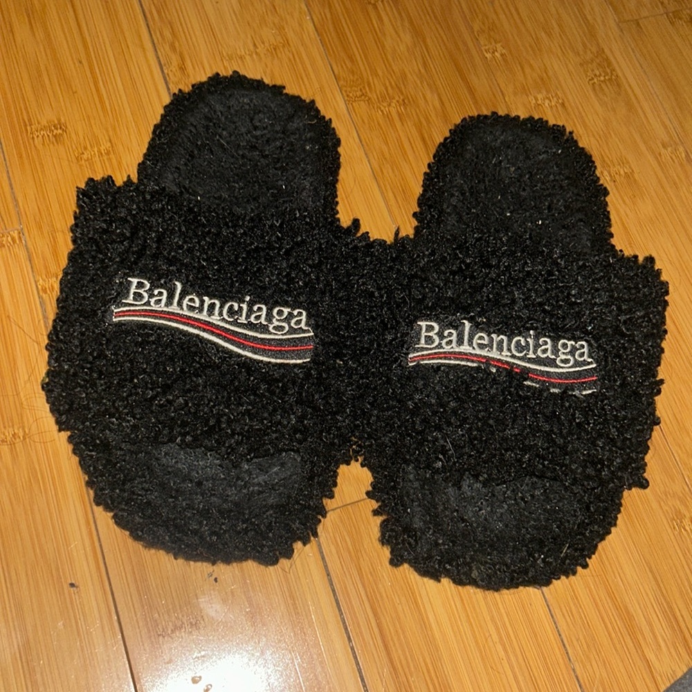 Balenciaga slippers